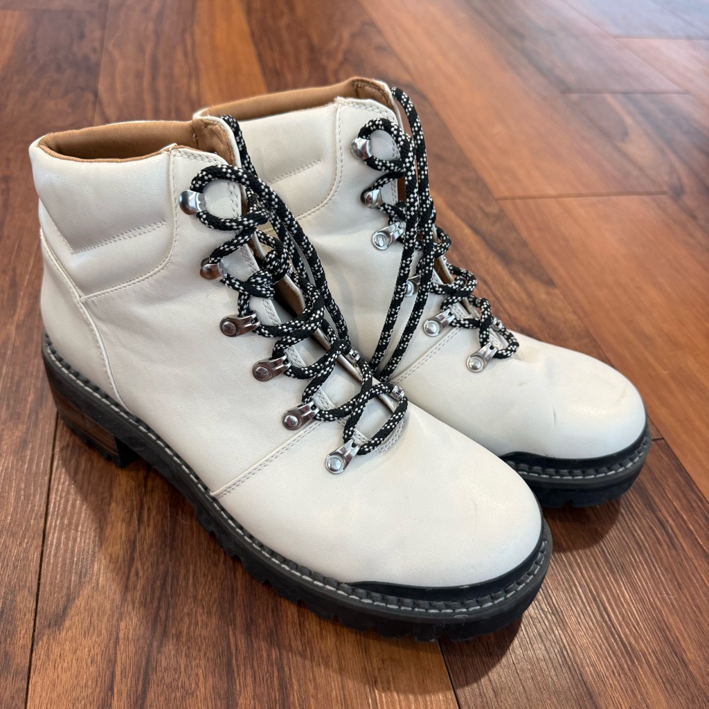 Universal Thread White And Black Lace-Up Boots With Rugged Sole